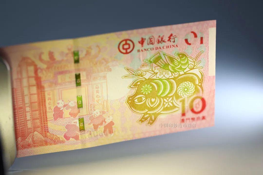 今晚必中一码，揭秘澳门彩民的幸运幻想今晚必中一码一肖澳门日做两手准备是什么生肖