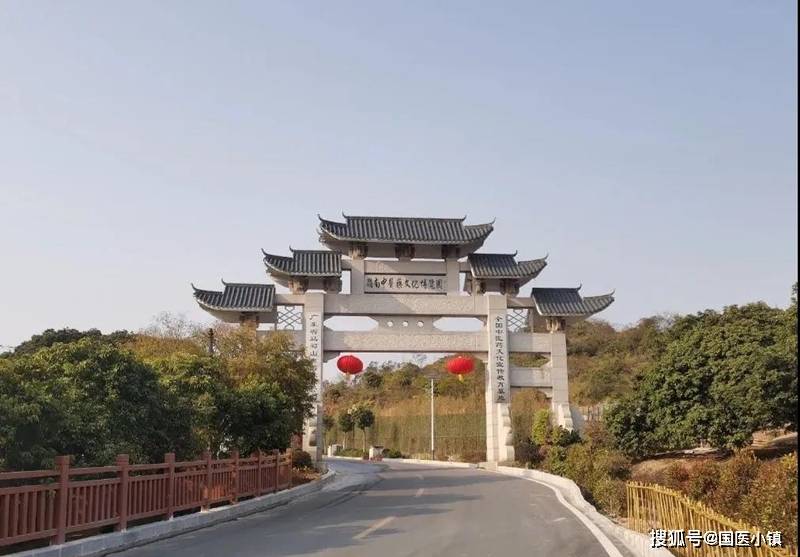 2035年，香港彩市新篇章—探索未来彩票的科技与文化融合2023年今晚香港开什么生肖